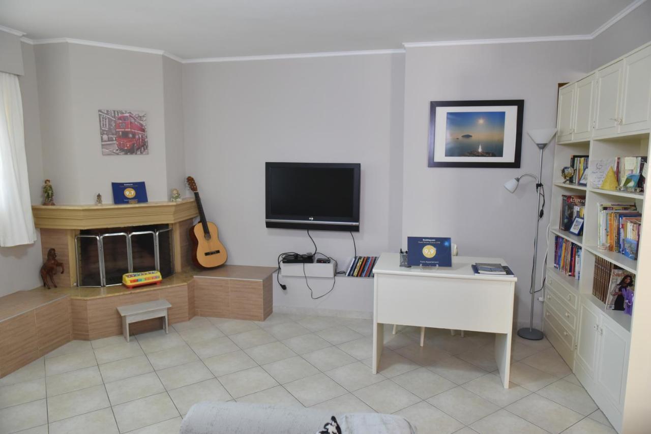 Fanis Apartment Лехаио Экстерьер фото